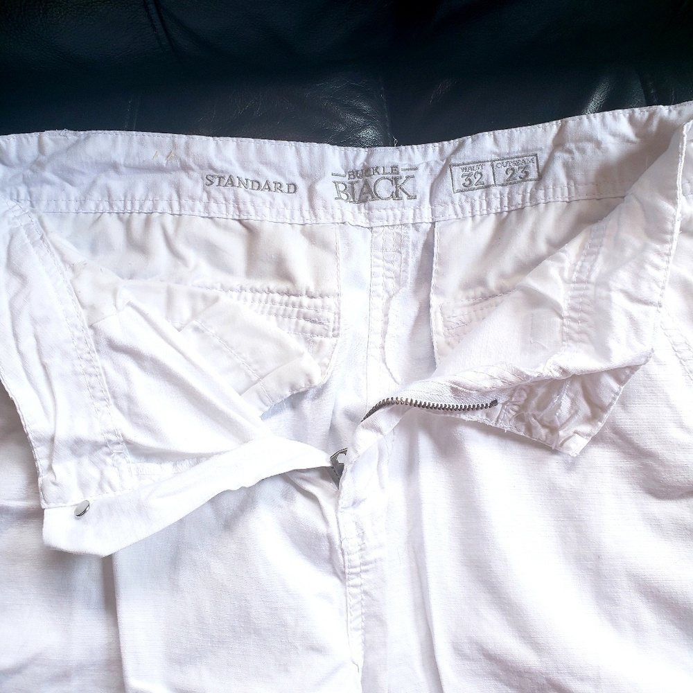 Black snow white shorts by The Buckle size 32/23